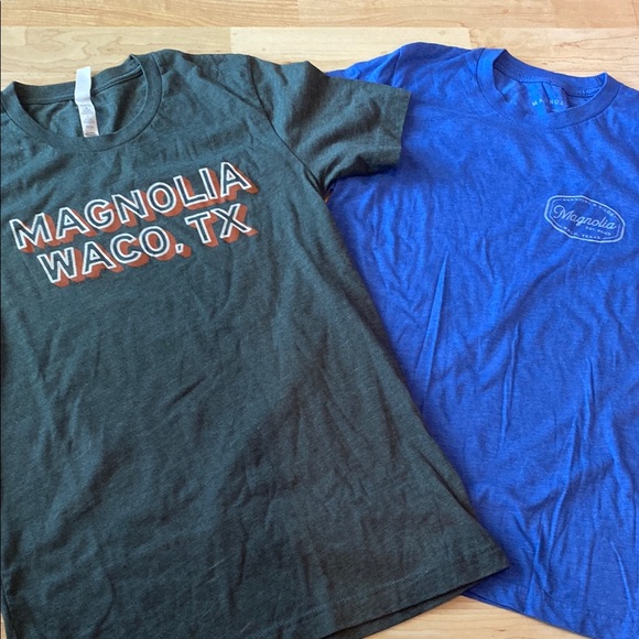 Bundle set of 2 Magnolia Green and Blue Short Sleeve Tees Casual Collection - Picture 1 of 7